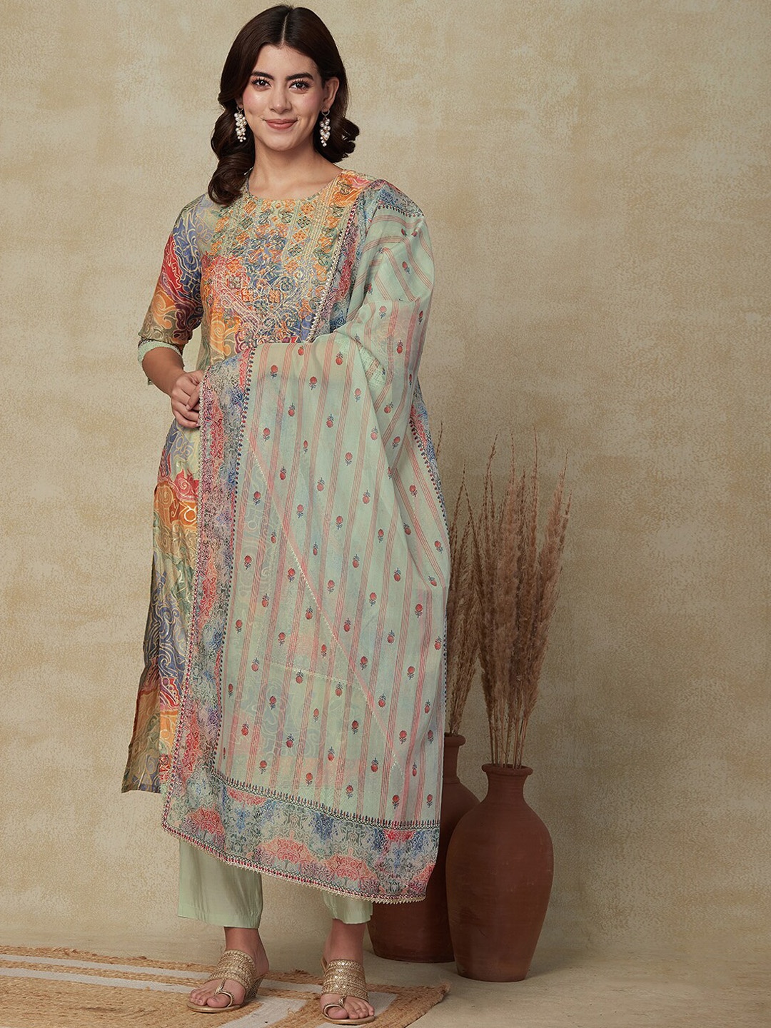 

FASHOR Green Ethnic Motifs Printed Thread Work Straight Kurta With Trouser & Dupatta