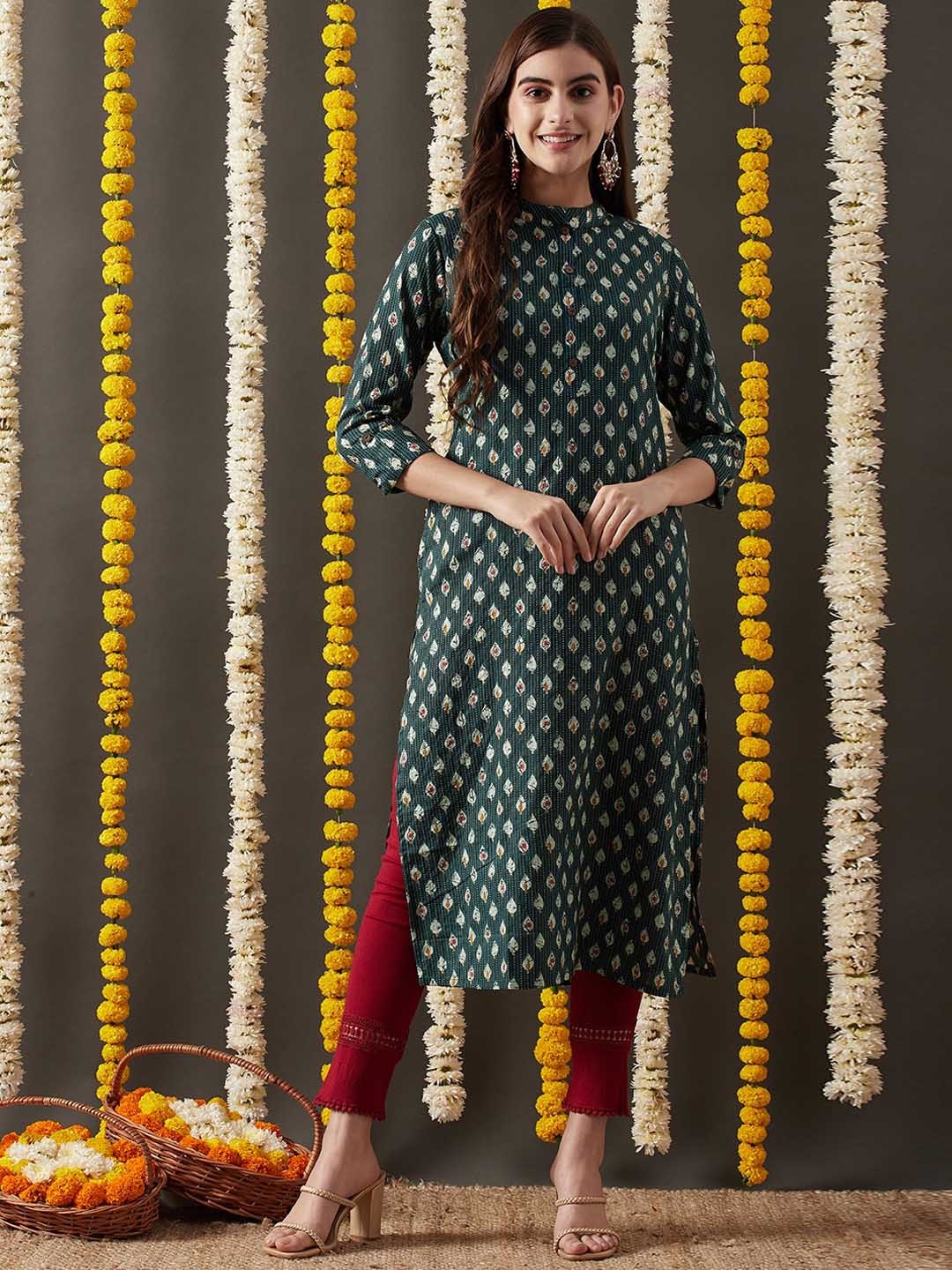 

FASHOR Green Ethnic Motifs Printed Mandarin Collar Straight Kantha Work Kurta