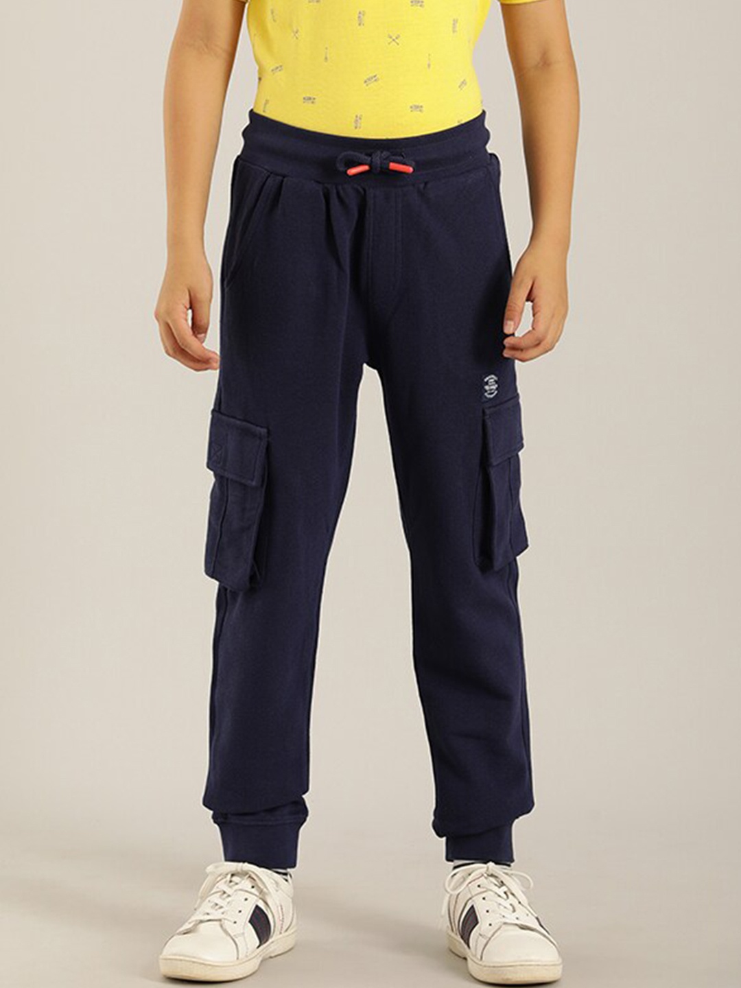 

Indian Terrain Boys Mid-Rise Pure Cotton Joggers, Navy blue