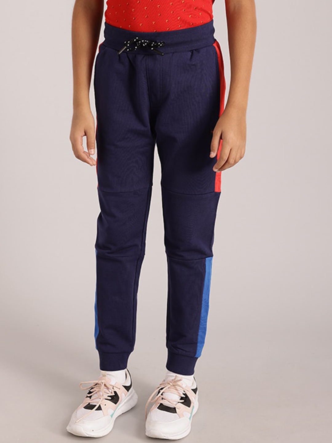 

Indian Terrain Boys Colour-Blocked Pure Cotton Jogger, Navy blue