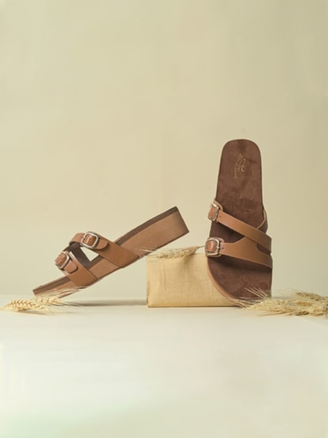 

THE WHITE POLE Open Toe Flatform Heels With Buckle Detail, Brown