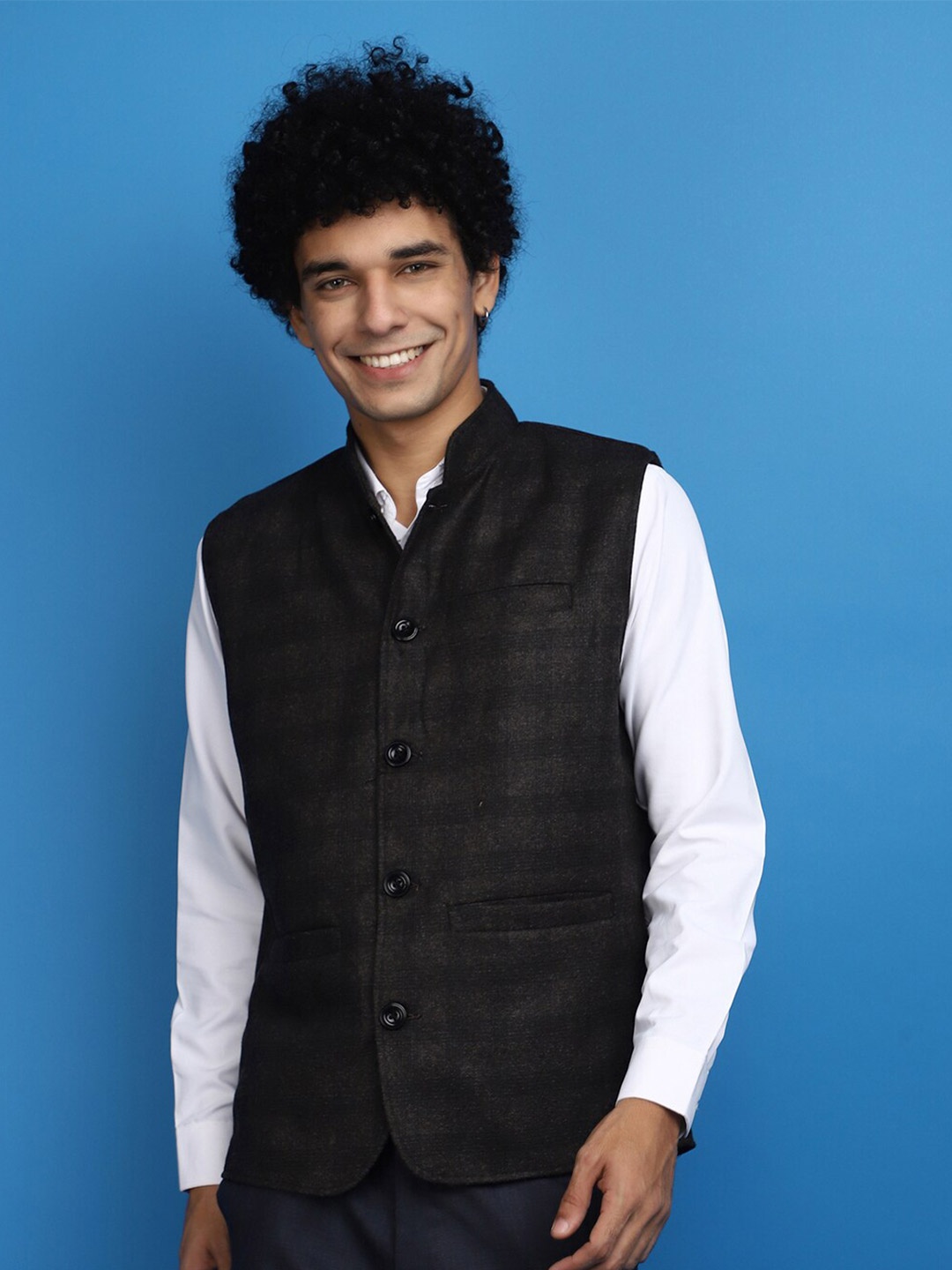 

V-Mart Checked Cotton Nehru Jacket, Black