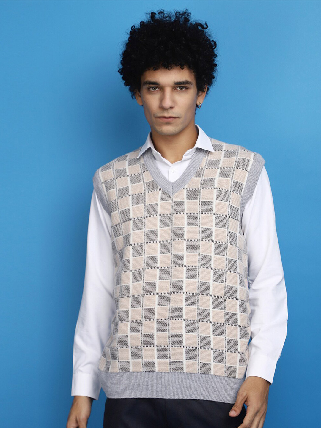 

V-Mart Checked Cotton Sweater Vest, Grey