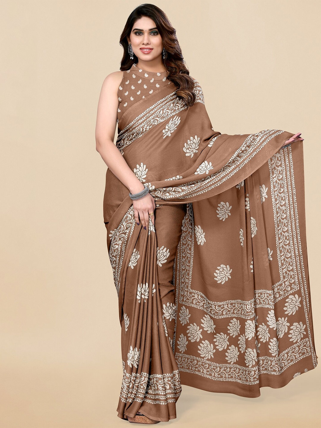 

MIRCHI FASHION Ethnic Motifs Printed Saree, Brown