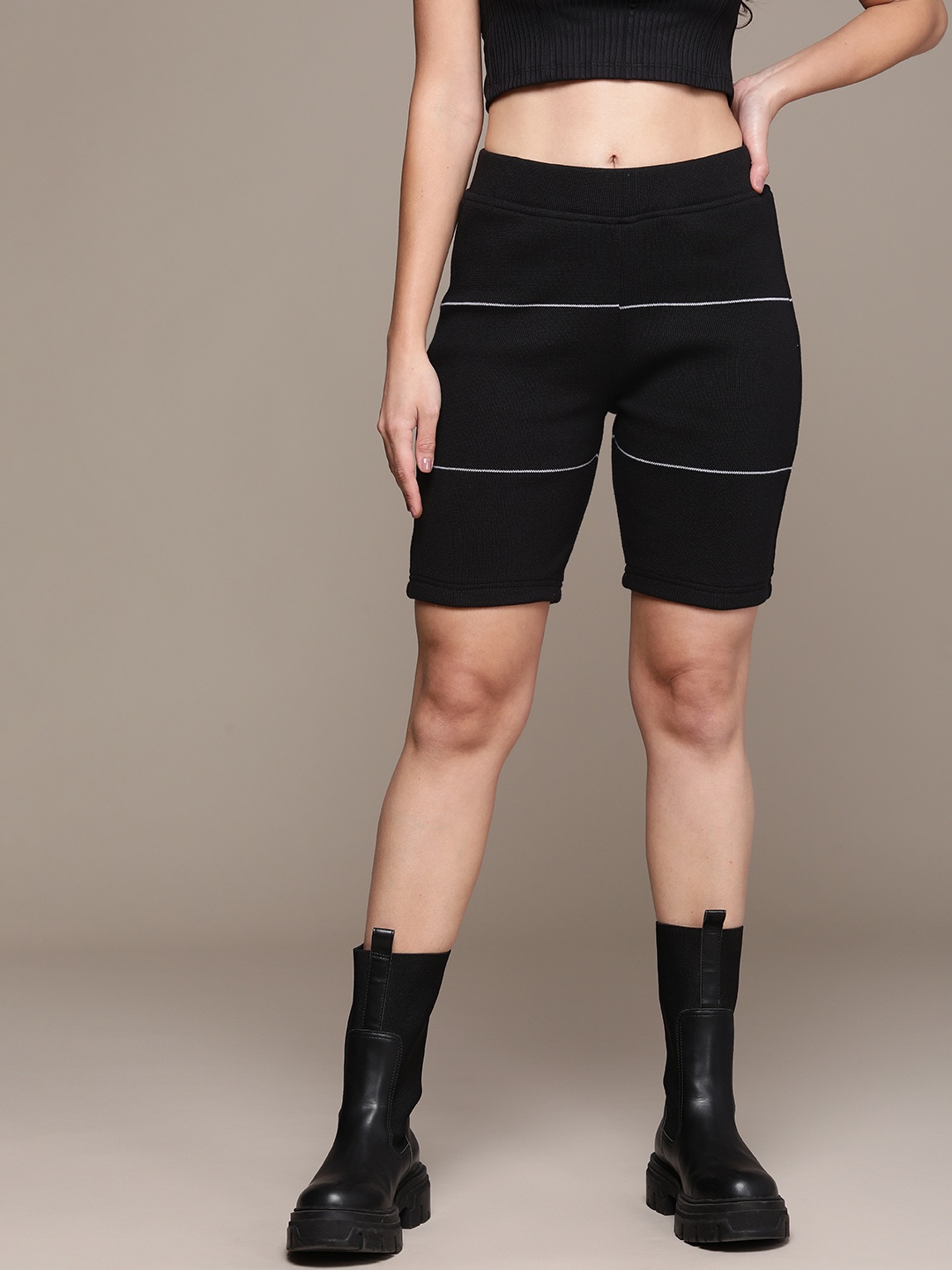 

Roadster Striped Shorts, Black