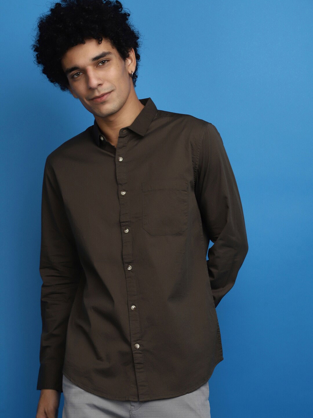 

V-Mart Spread Collar Twill Cotton Casual Shirt, Olive