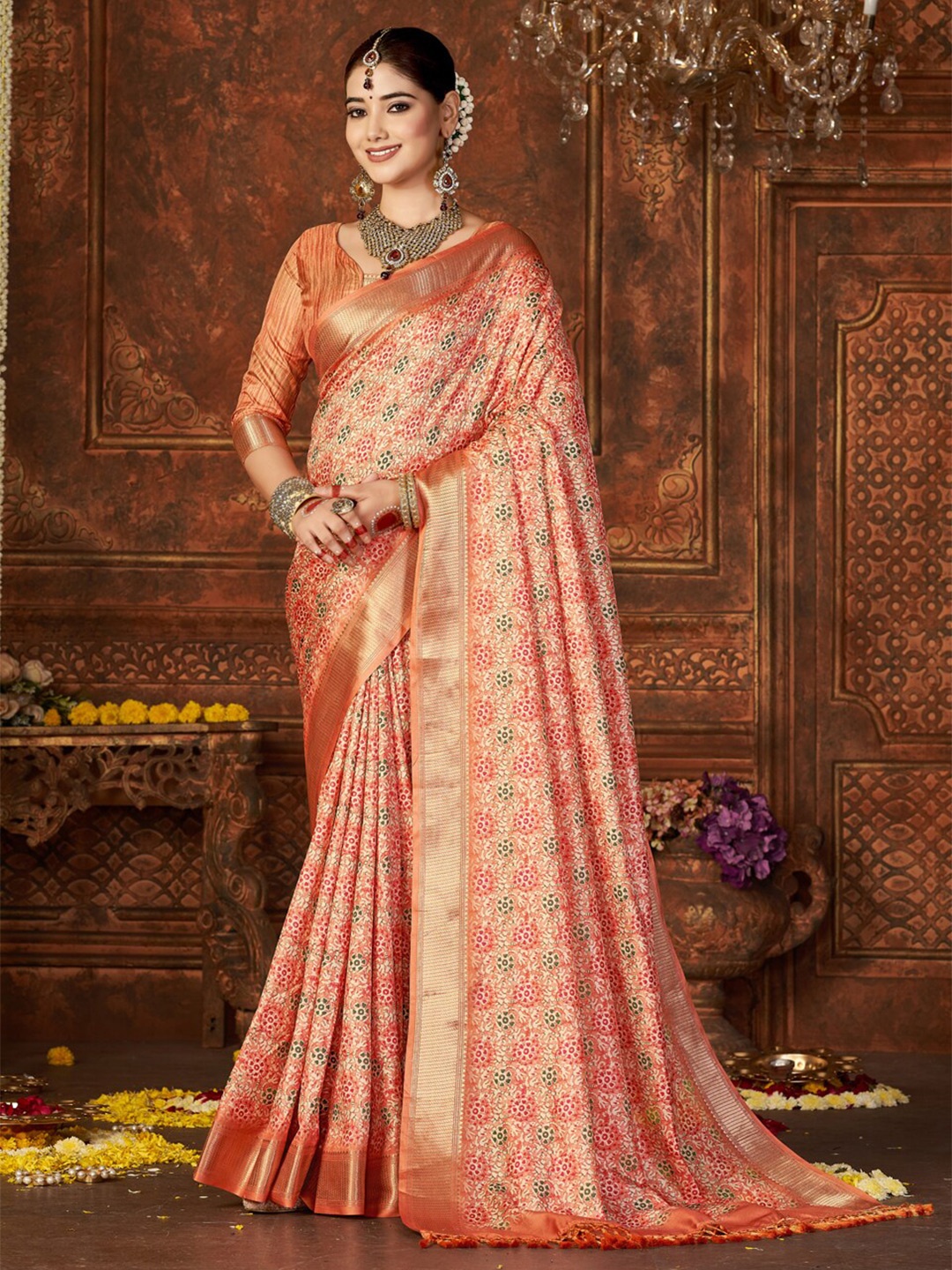 

VILLAGIUS Floral Printed Zari Pure Silk Saree, Orange