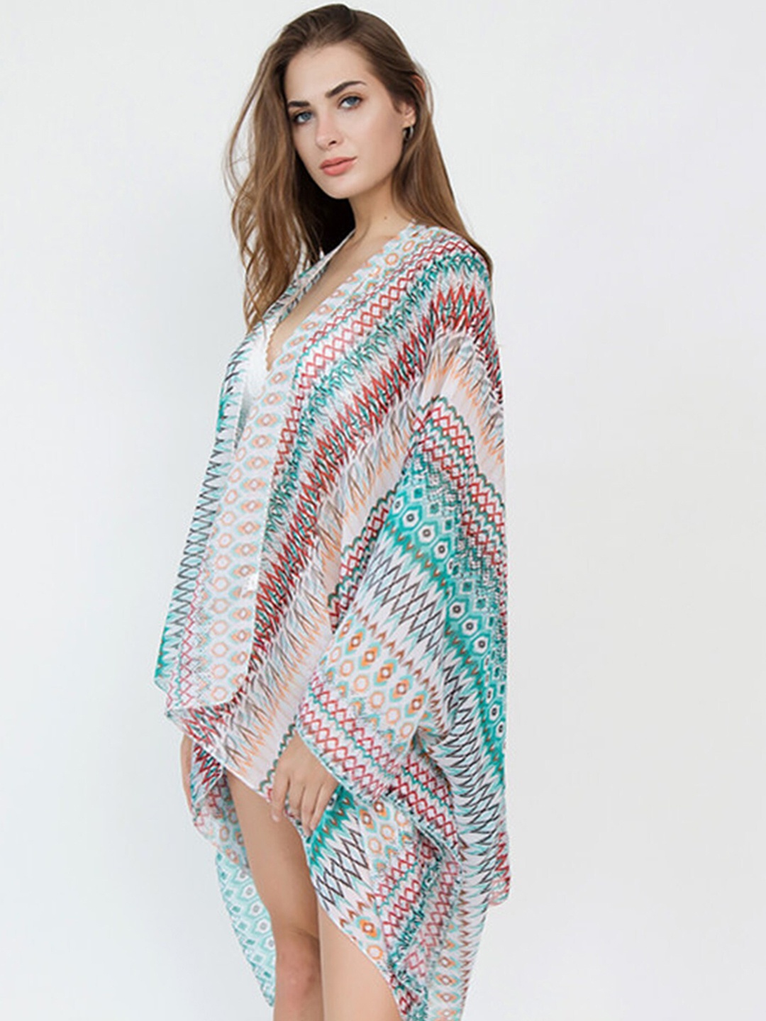 

LULU & SKY Abstract Printed Cover Up Shrug, White