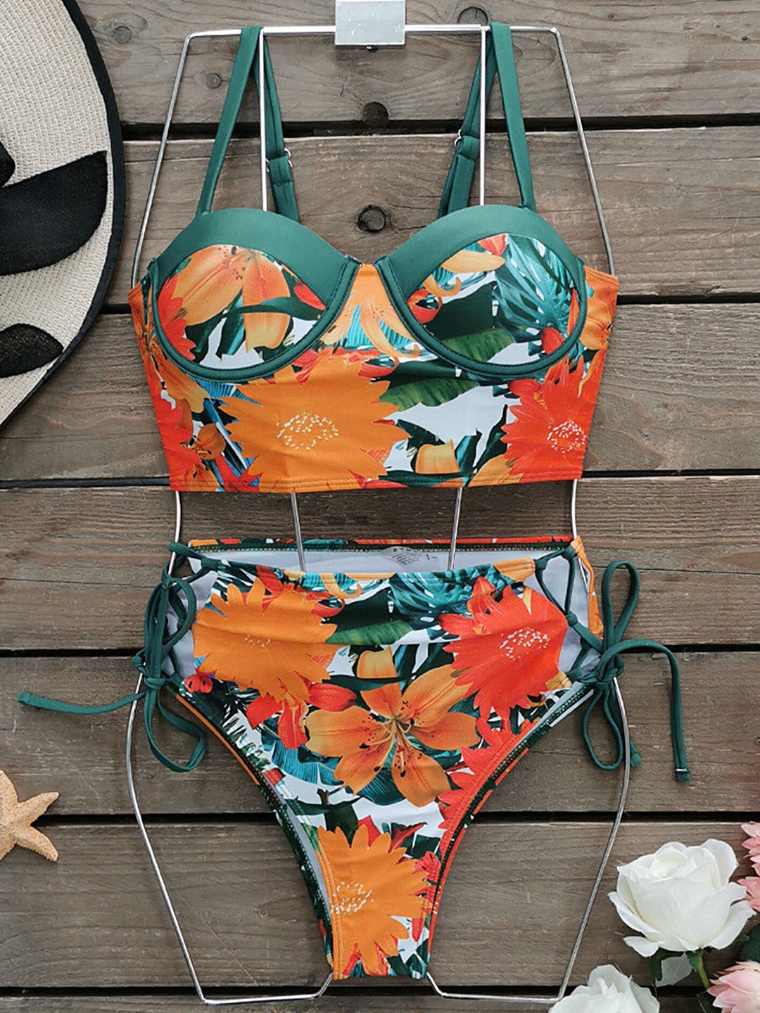 

LULU & SKY Women Printed Bikini Set, Red