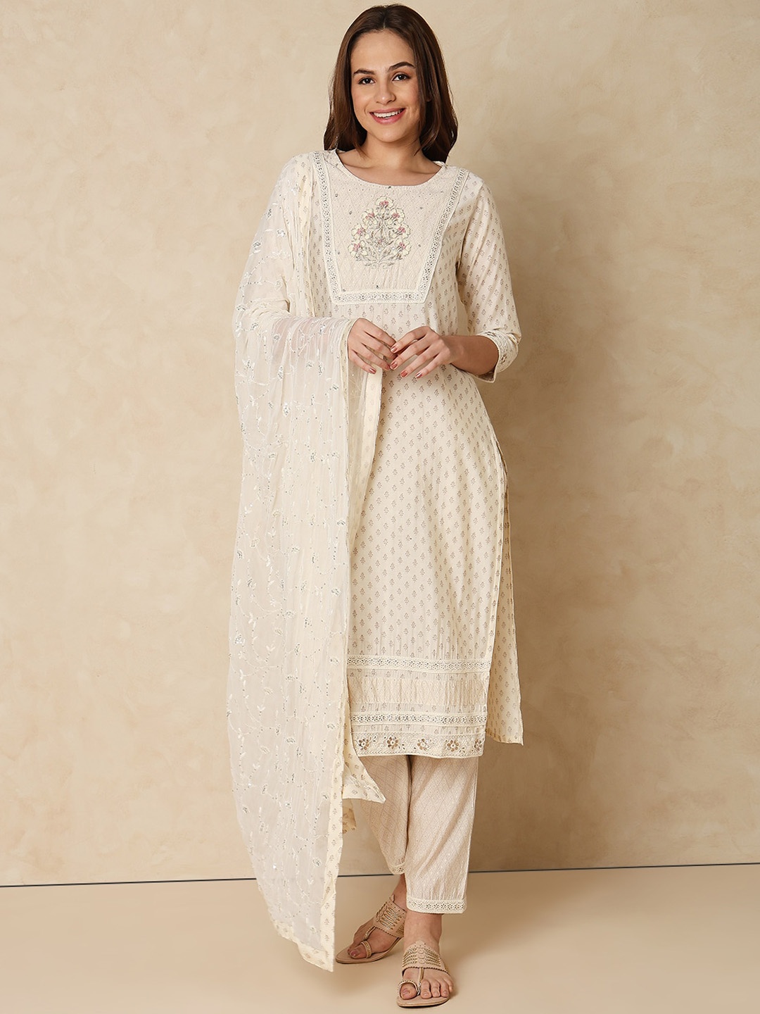 

Indifusion Ethnic Motifs Yoke Design Thread Work Cotton with Trousers & Dupatta, Cream