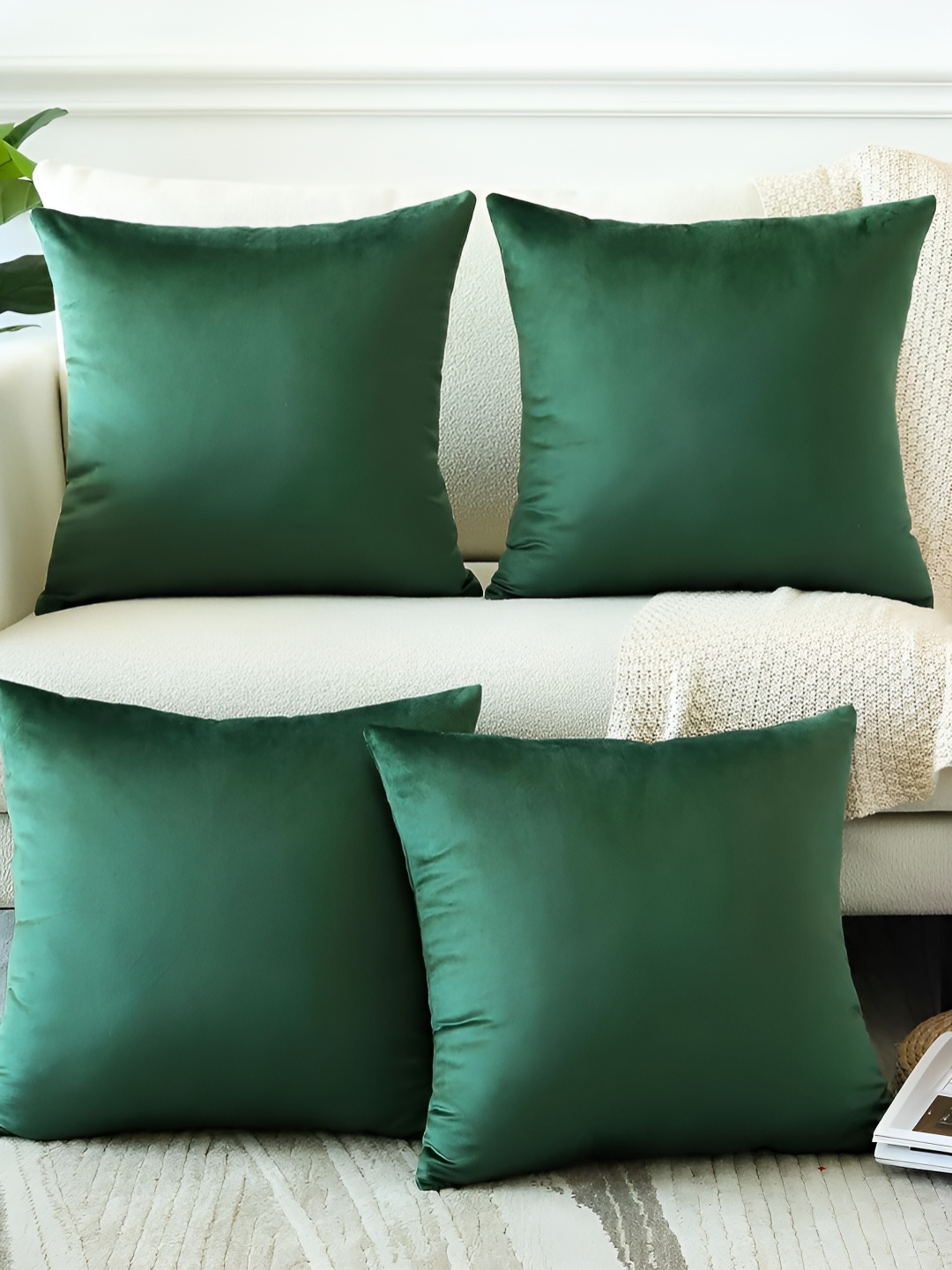 

stuffique Green 4 Pieces Velvet Square Cushion Covers