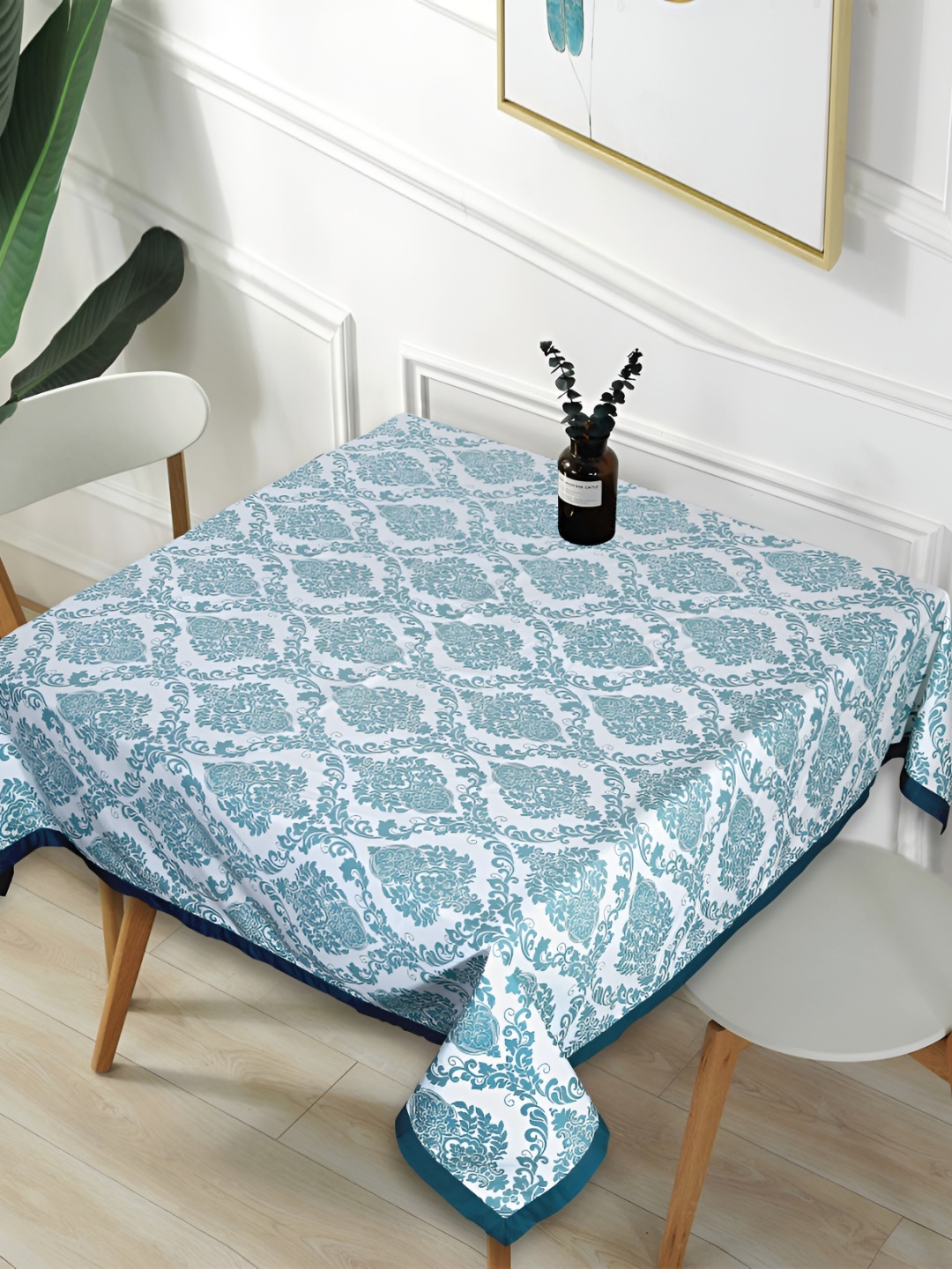 

Texstylers Purple Ethnic Motifs Printed Anti-Slip Cotton 4-Seater Square Table Cover