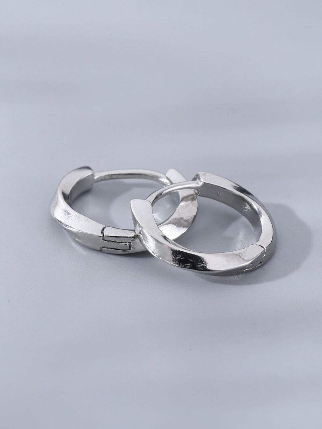 

WROGN Men Silver Hoop Earrings