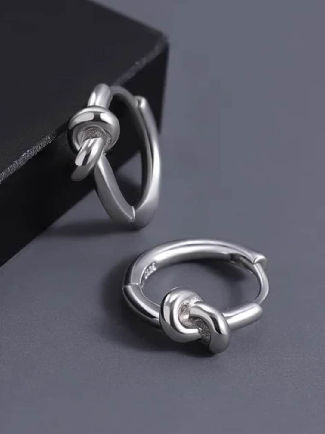 

WROGN Men Silver Hoop Earrings