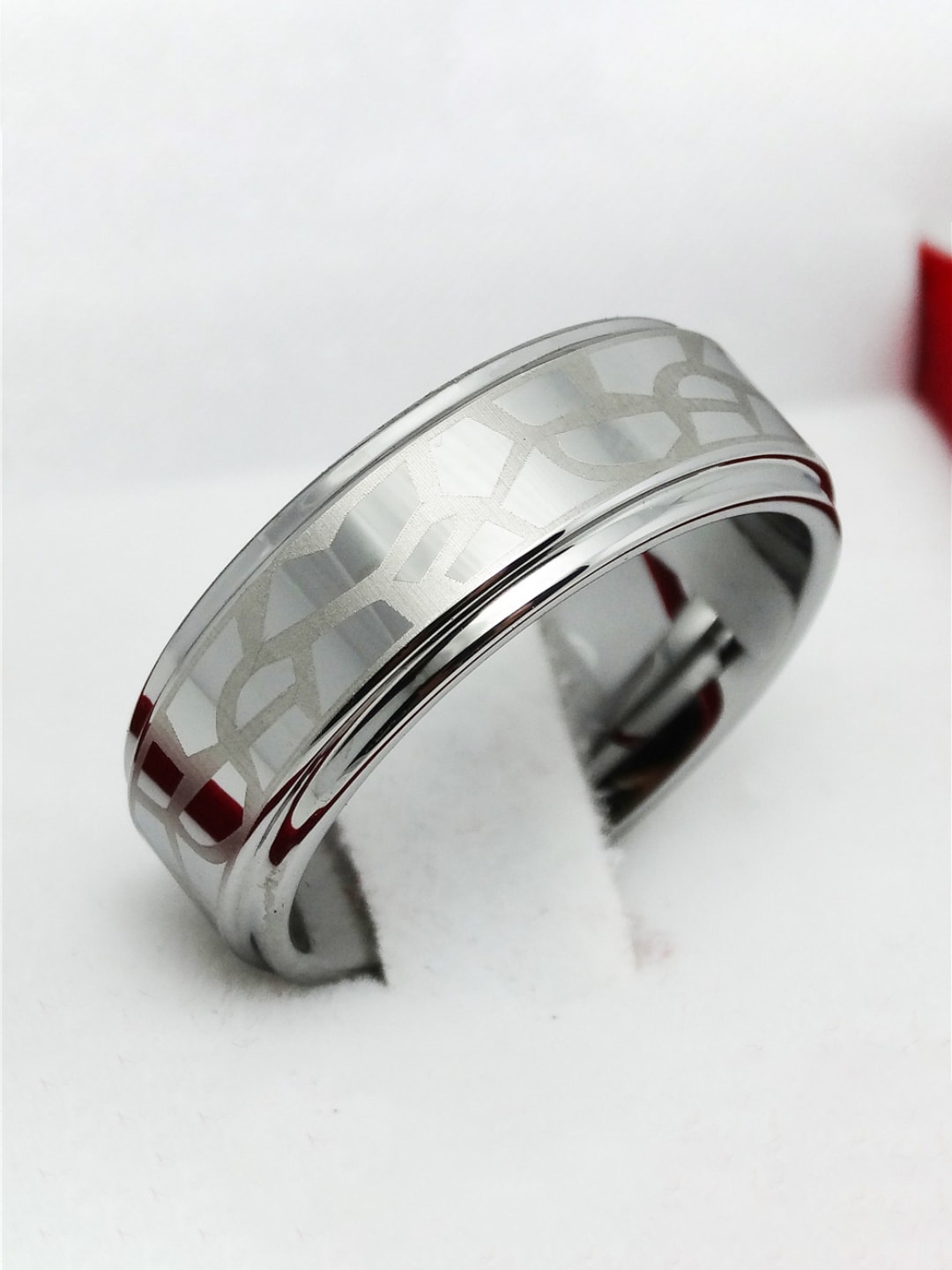 

WROGN Men Brushed Metal Band Finger Ring, Silver