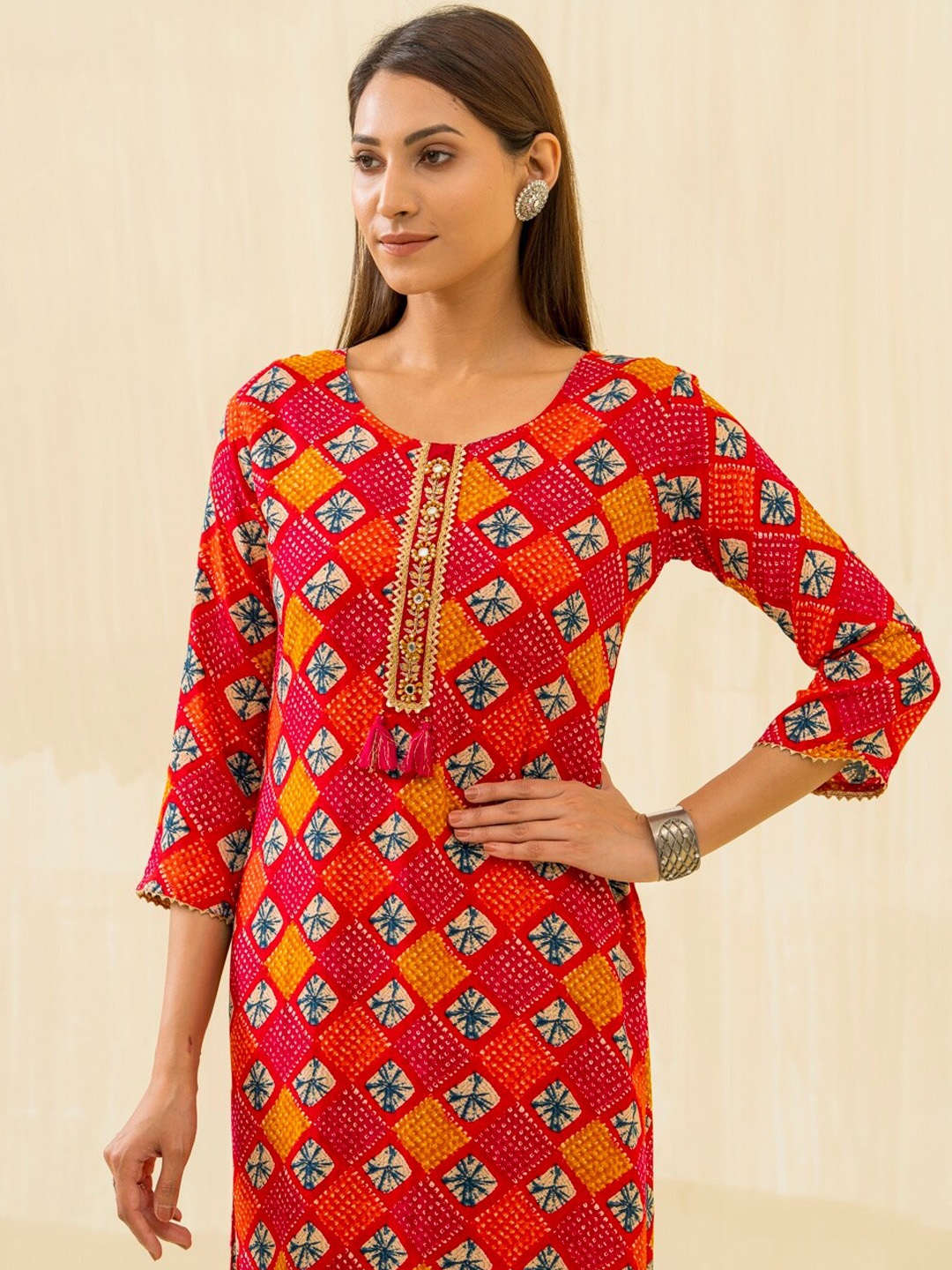 

Sangria Ethnic Motifs Printed Gotta Patti Straight Kurta, Red