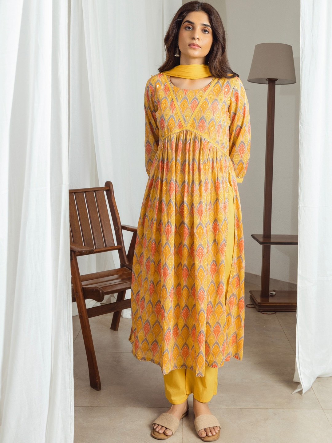 

Sangria Yellow & Pink Ethnic Motifs Printed Pure Cotton Kurta & Trousers With Dupatta