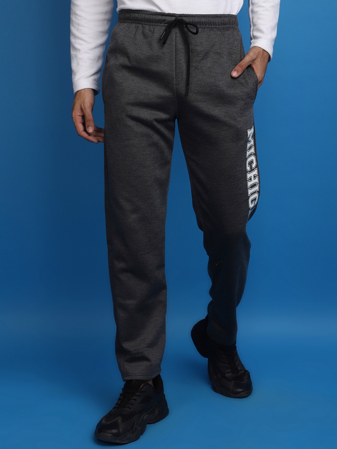 

V-Mart Men Mid Rise Spun Fleece Straight Track Pants, Grey