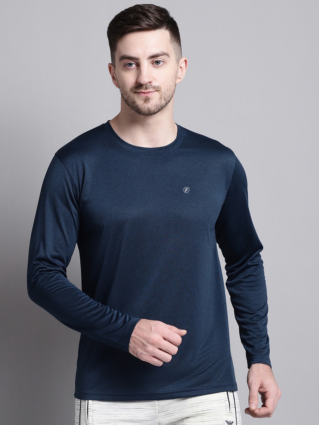 

Friskers Men Navy Blue Slim Fit T-shirt