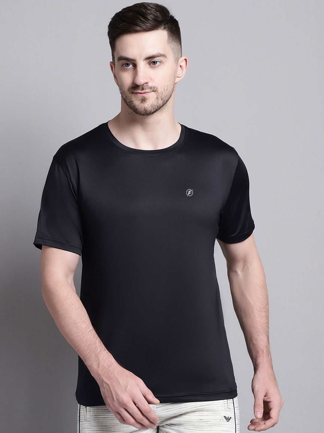 

Friskers Men Black Slim Fit T-shirt