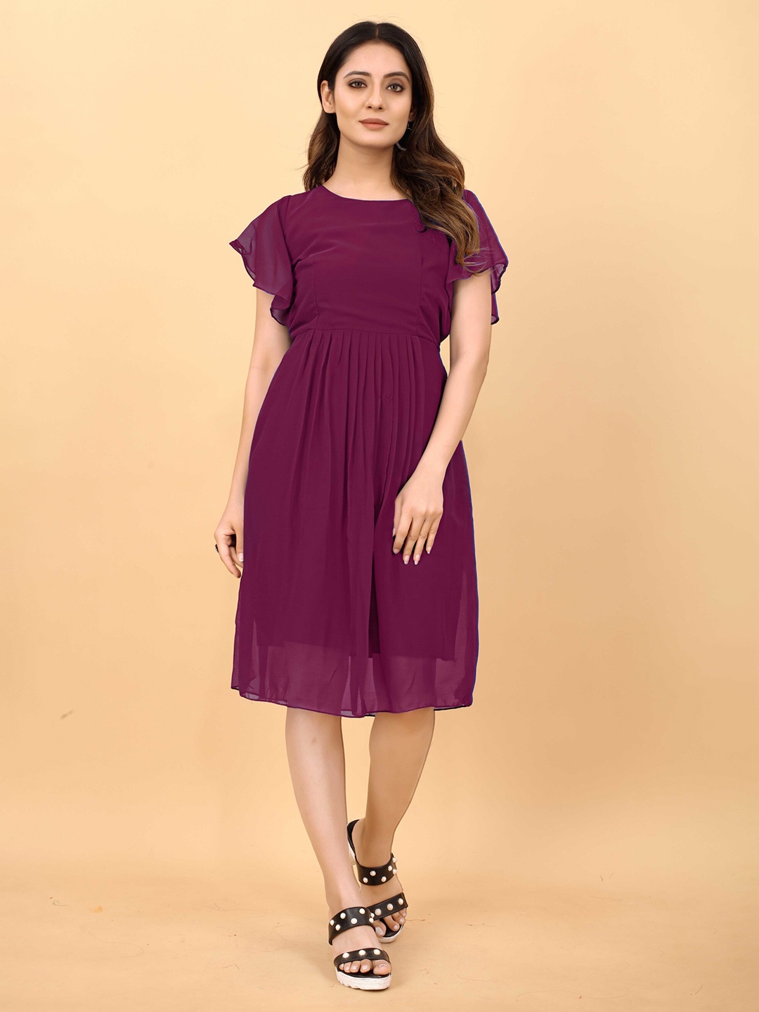 

Femvy Round Neck Flared Sleeves A-Line Dress, Burgundy