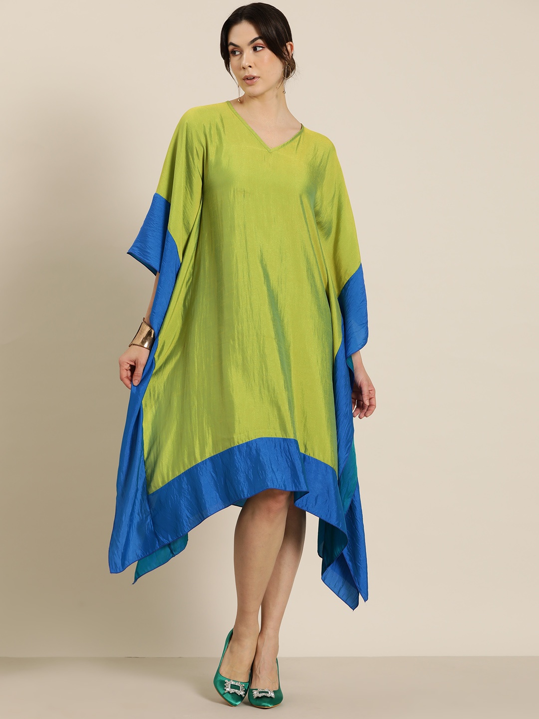 

Qurvii Desi Colourblocked Kimono Sleeves Kaftan Dress, Lime green