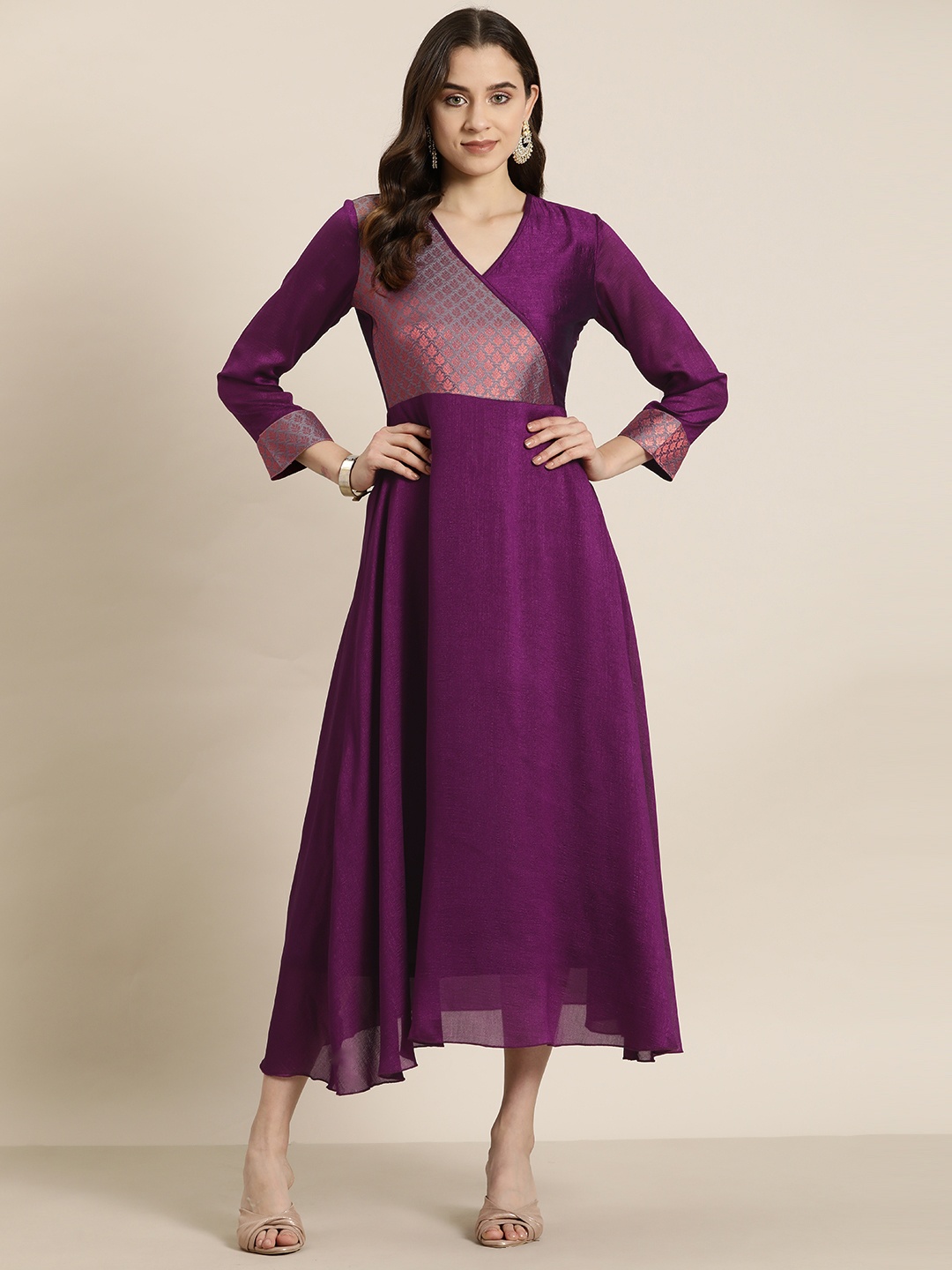 

Qurvii Desi Ethnic Motifs Embroidered Midi Dress, Burgundy