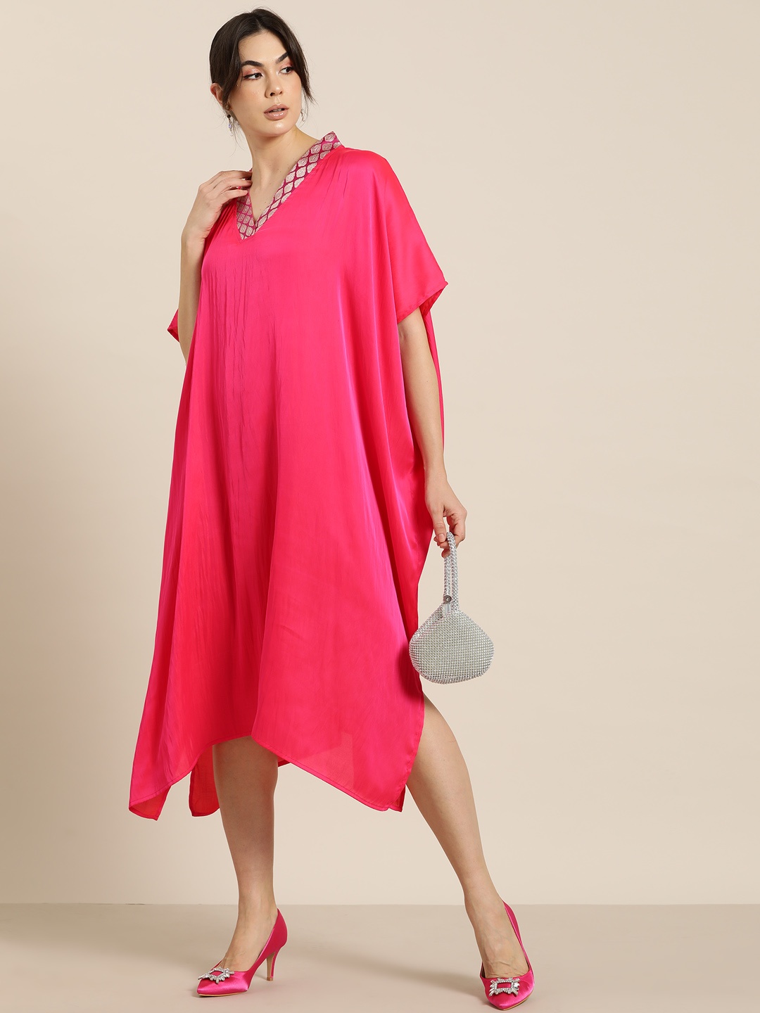 

Qurvii Desi Solid Kimono Sleeve Oversized Kaftan Midi Dress, Fuchsia