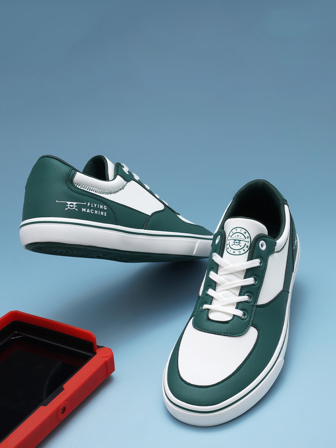 

Flying Machine Men Colourblocked Elden Sneakers, Green