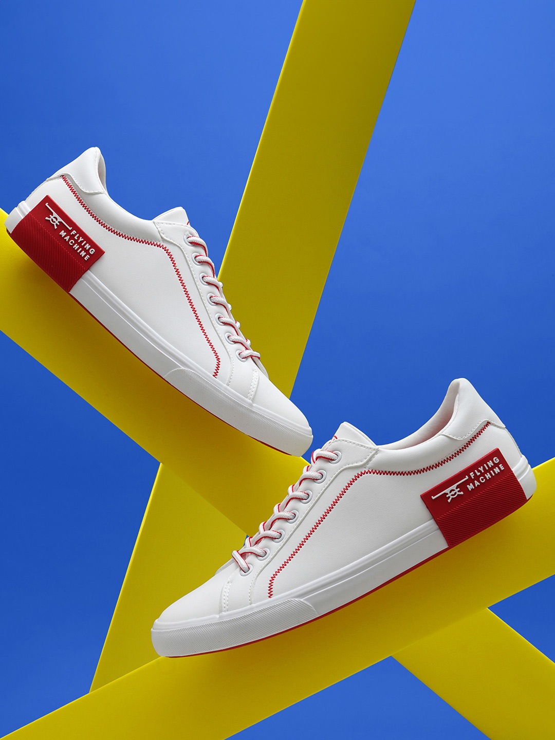 

Flying Machine Men Oizo Sneakers, White