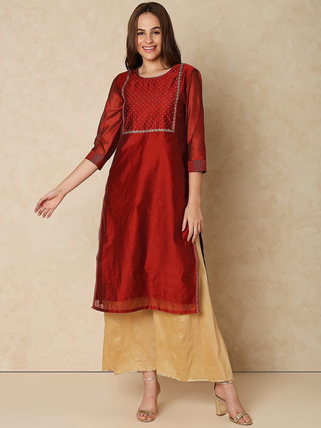 

Indifusion Geometric Yoke Design Chanderi Silk Straight Kurta, Red