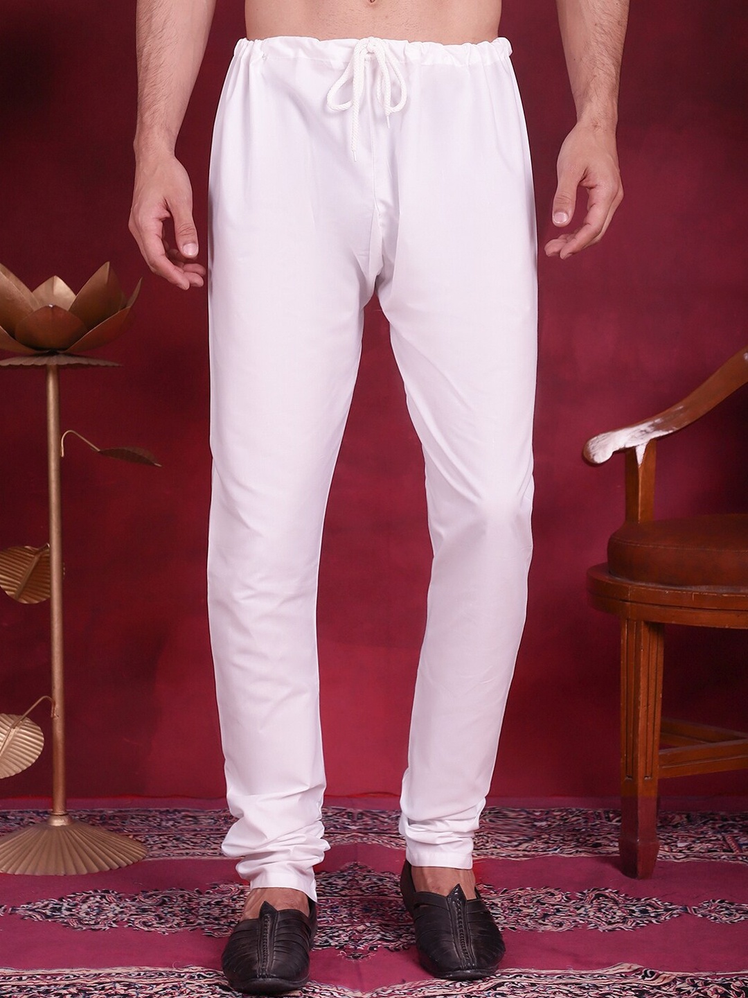 

Jompers Men Mid-Rise Pure Cotton Pyjamas, White