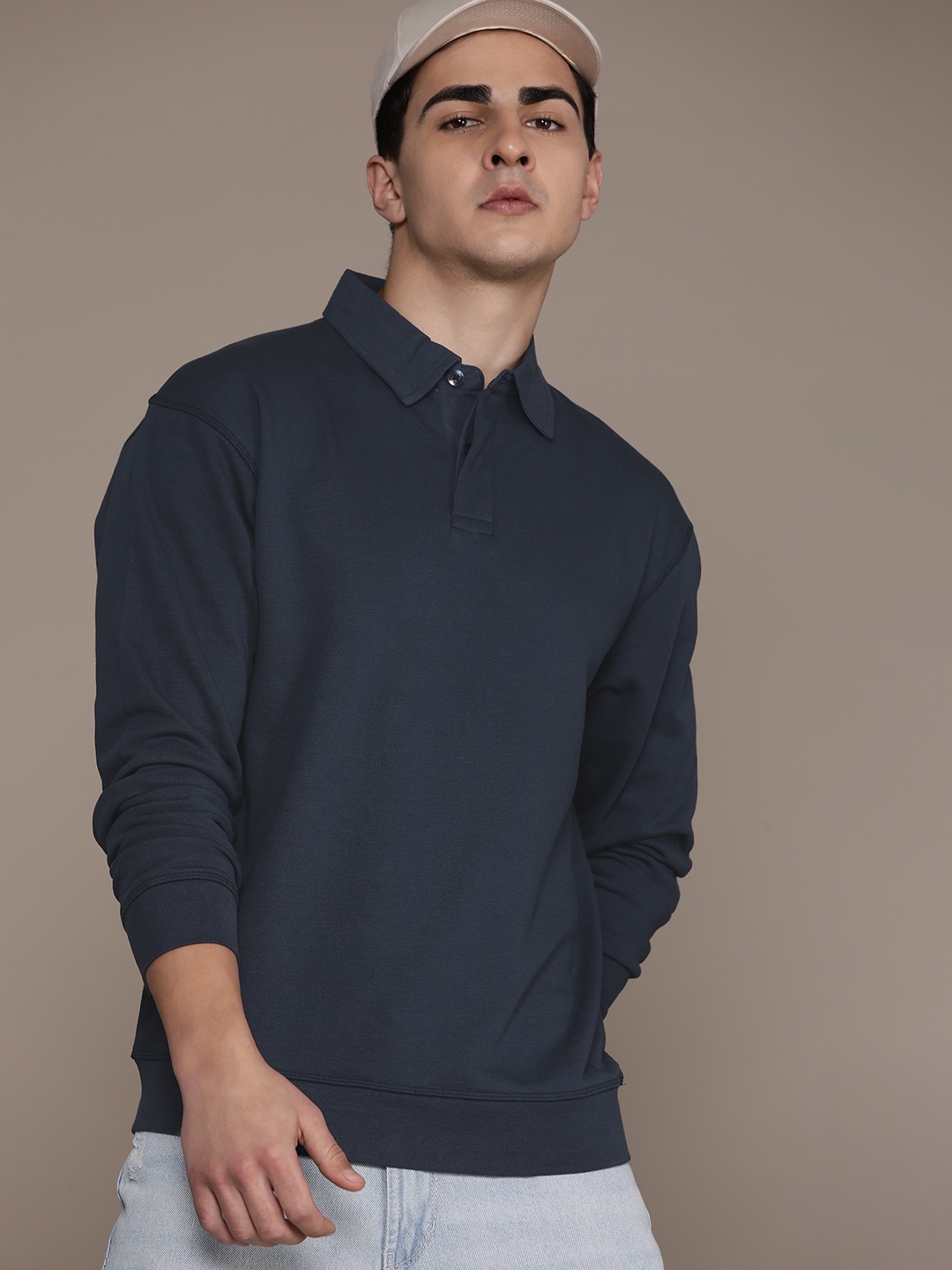 

Roadster Men Polo Collar T-shirt, Navy blue