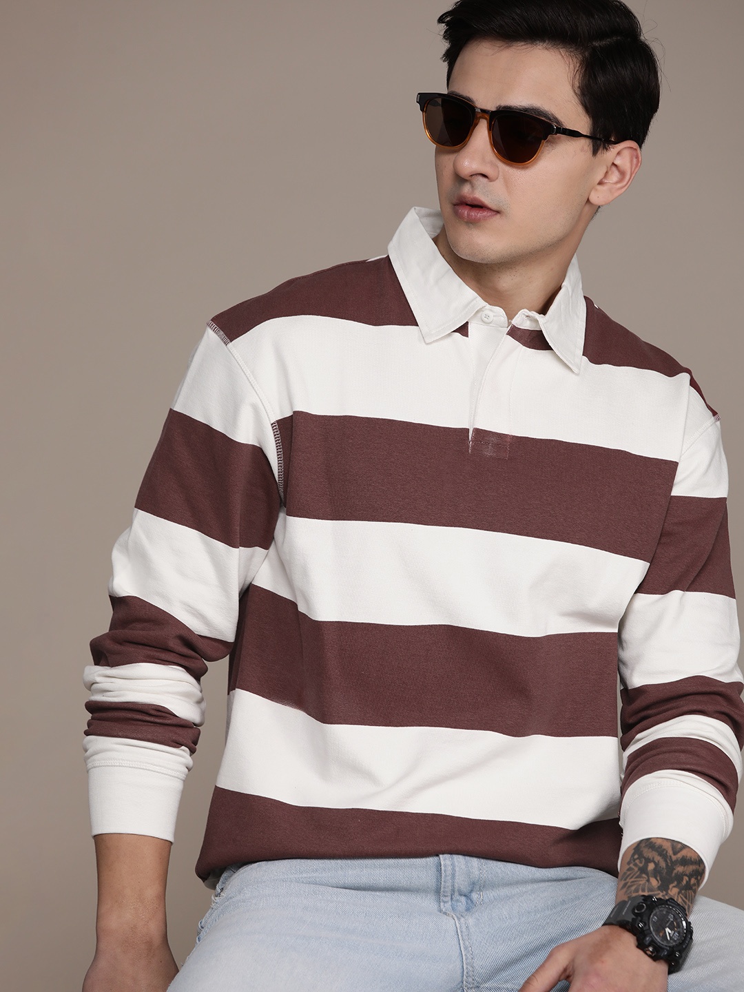 

Roadster Men Striped Relaxed Fit Polo Collar T-shirt, Maroon