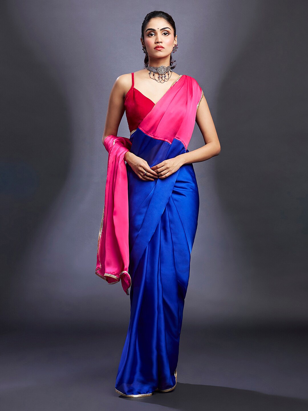 

PHATAKA Colourblocked Satin Block Print Saree, Blue