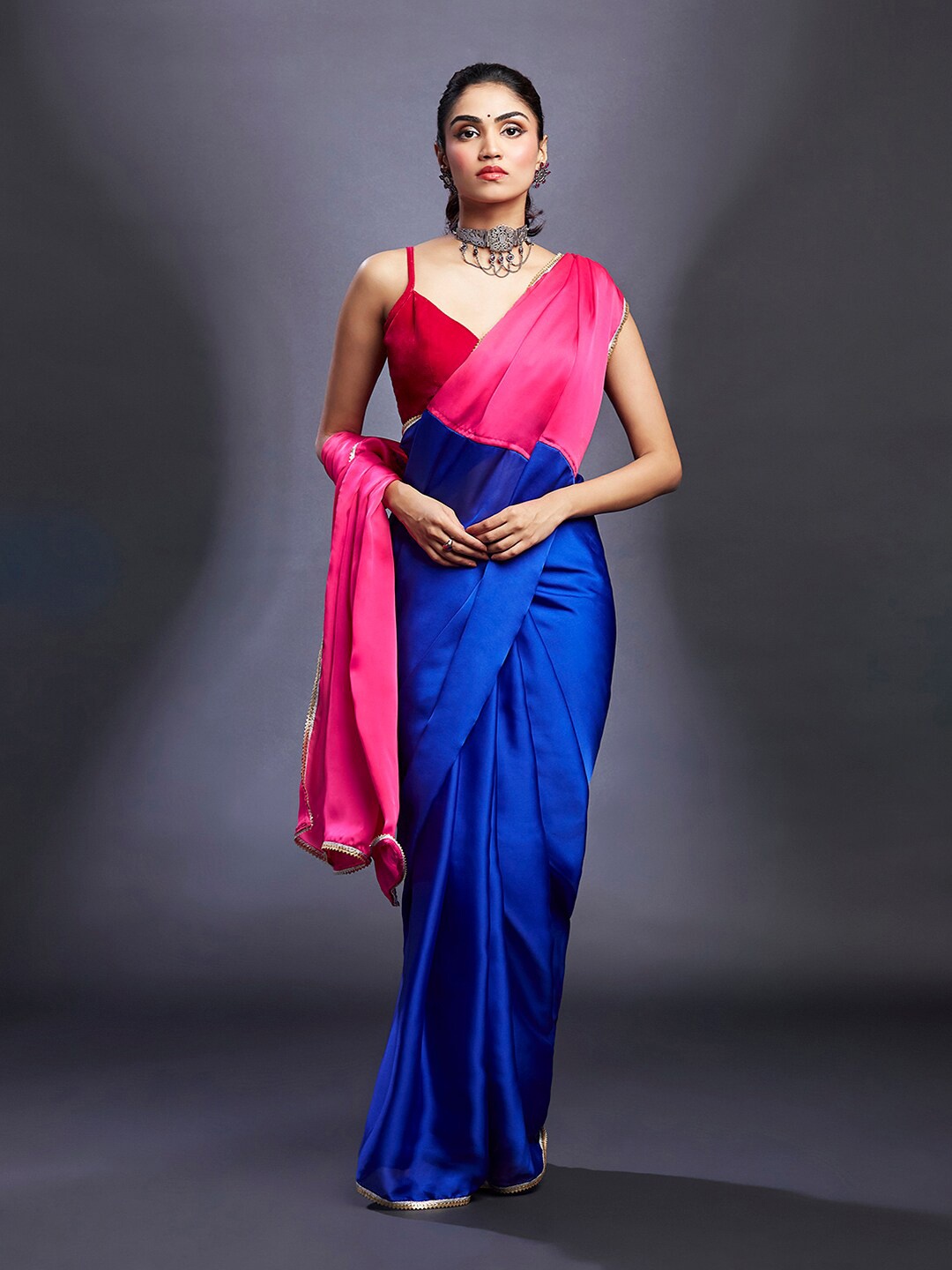 

PHATAKA Colourblocked Satin Block Print Saree, Blue