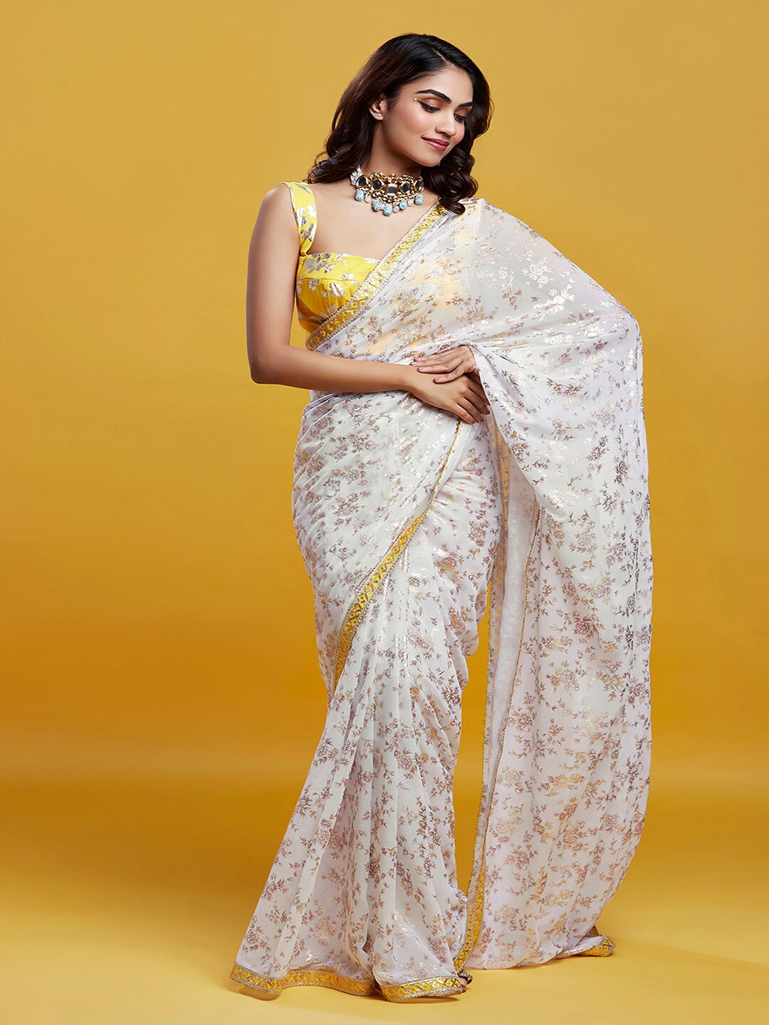 

PHATAKA Floral Printed Block Print Barfi Saree, White