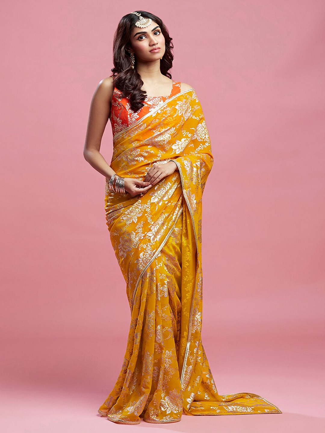 

PHATAKA Floral Printed Pure Georgette Saree, Mustard