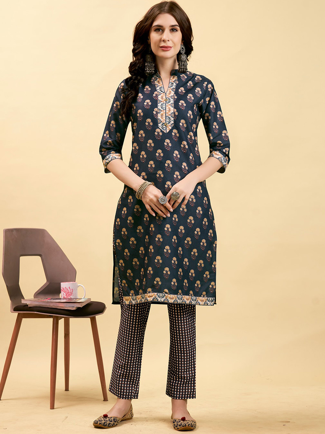 

Anouk Ethnic Motifs Printed Regular Kurta With Trousers & Dupatta, Navy blue