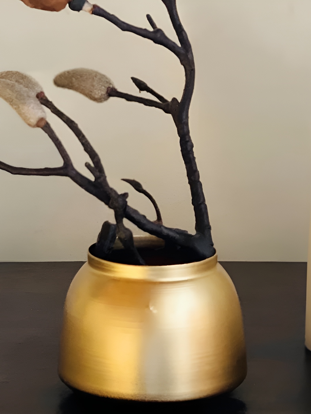 

CK HOMEZ Gold-Toned Metal Flower Vase