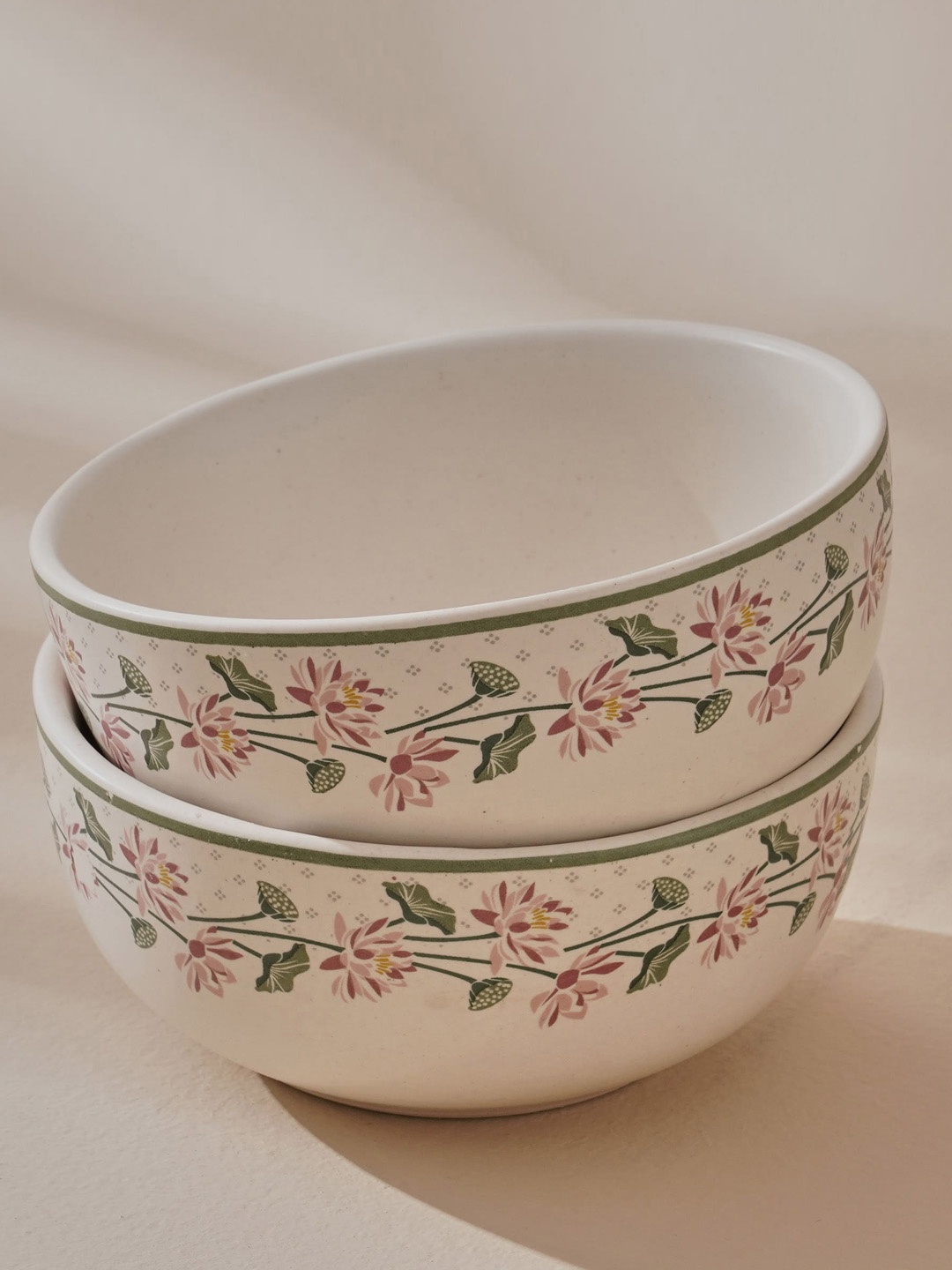 

Home Centre Corsica Kamal 2 Pcs White & Pink Printed Stoneware Cereal Bowls