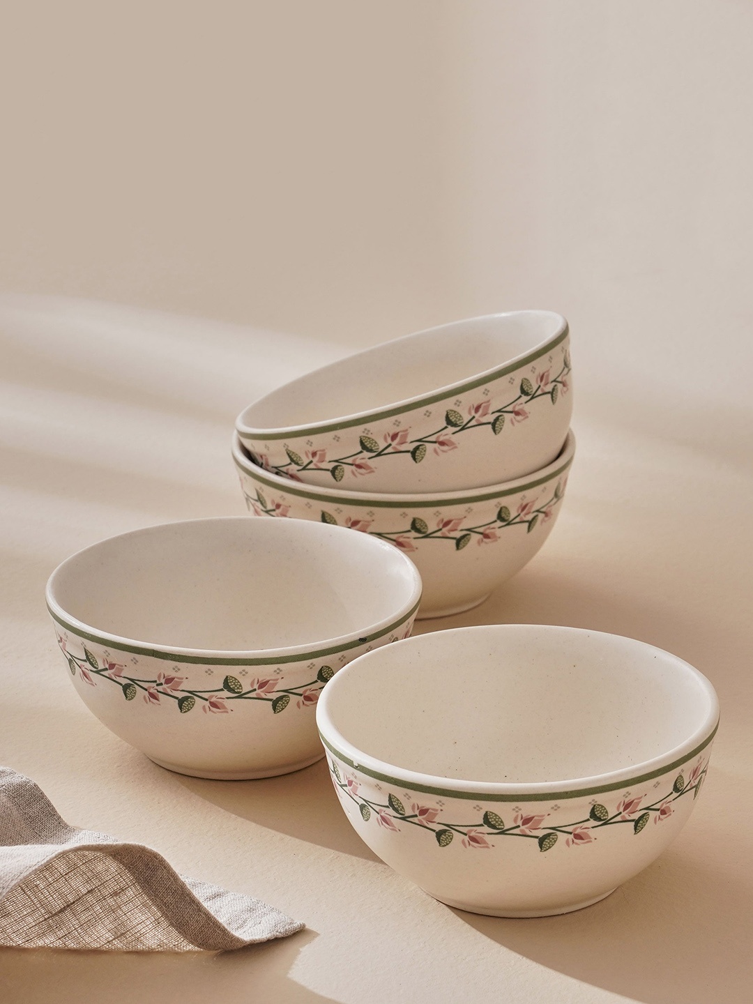 Home Centre Corsica Kamal White 4 Pcs Stoneware Serving Bowl 250 ml