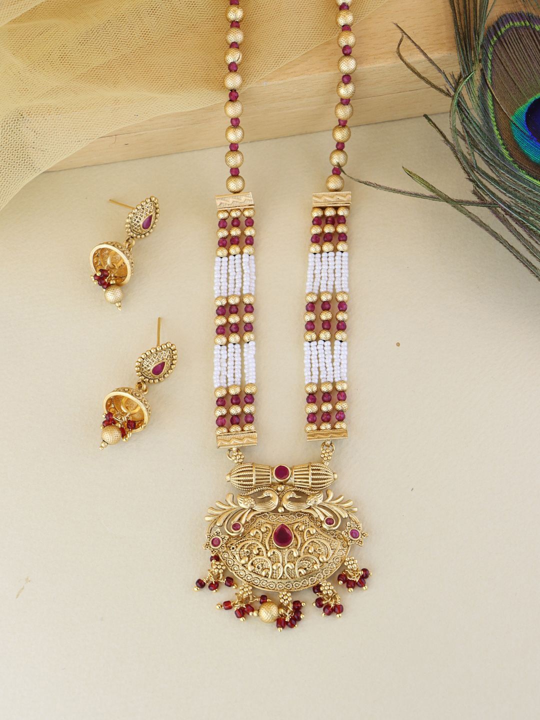 

I Jewels Gold-Plated Stone-Studded & Beaded Necklace With Jhumki Earrings