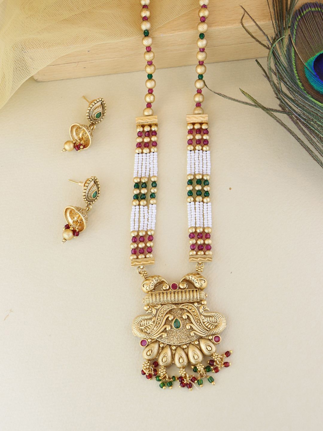 

I Jewels Gold-Plated Stone-Studded & Beaded Necklace With Jhumki Earrings
