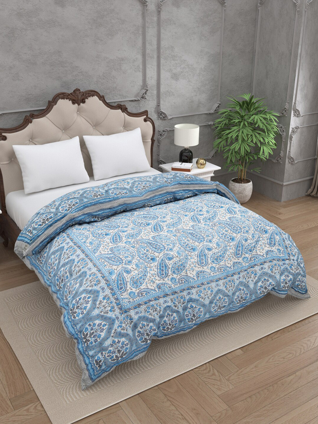 

JAIPUR FABRIC Off White & Blue Printed Cotton 210 GSM Double Bed Quilt