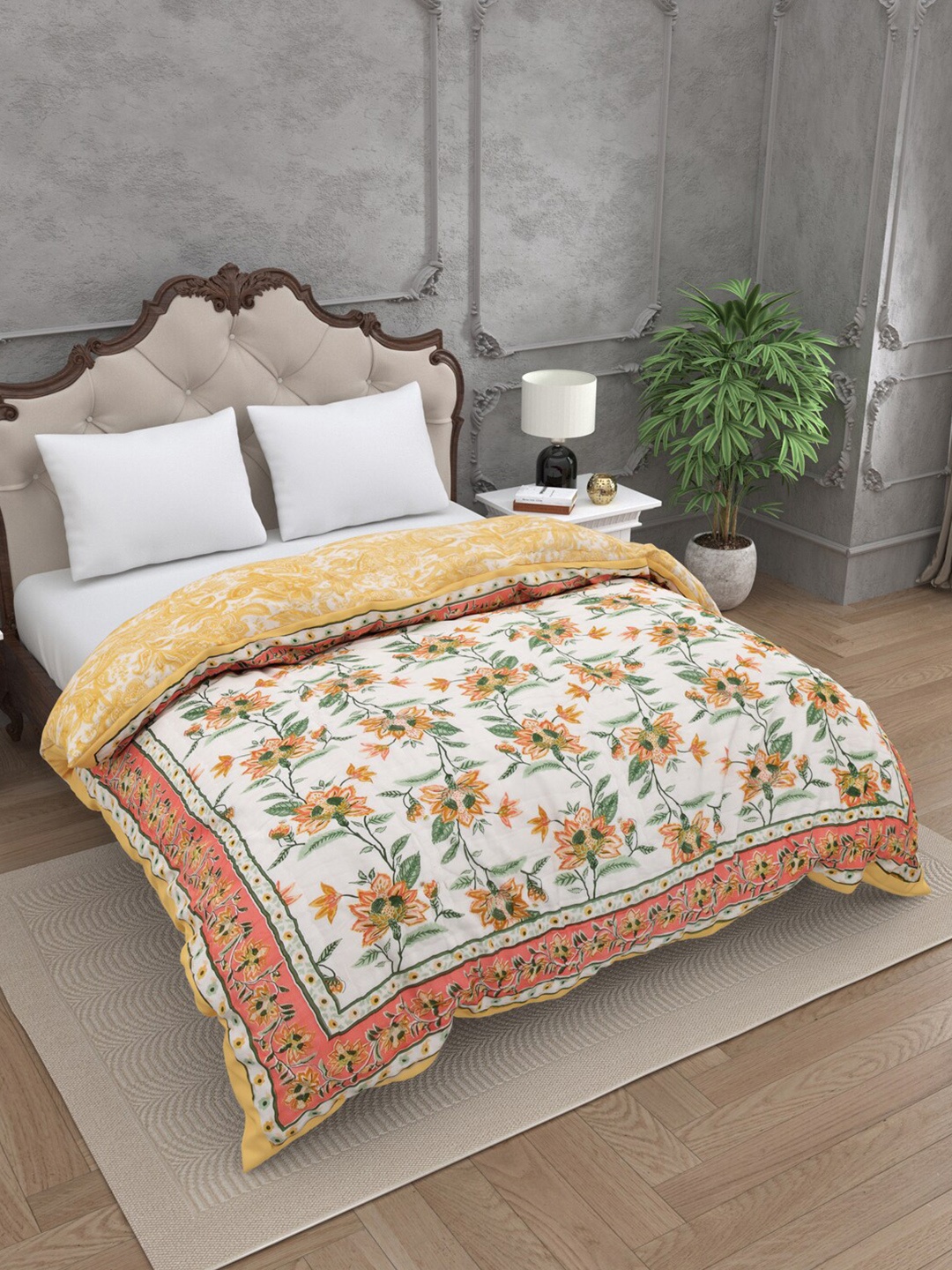 

JAIPUR FABRIC Off White & Green Floral Printed Cotton 210 GSM Double Bed Quilt