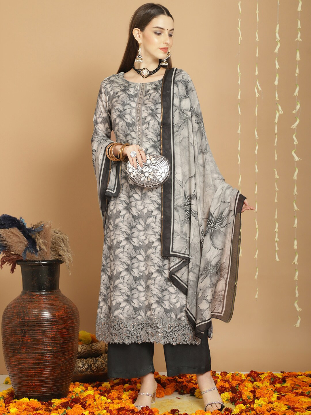 

Stylee LIFESTYLE Floral Printed Pure Silk Unstitched Dress Material, Grey