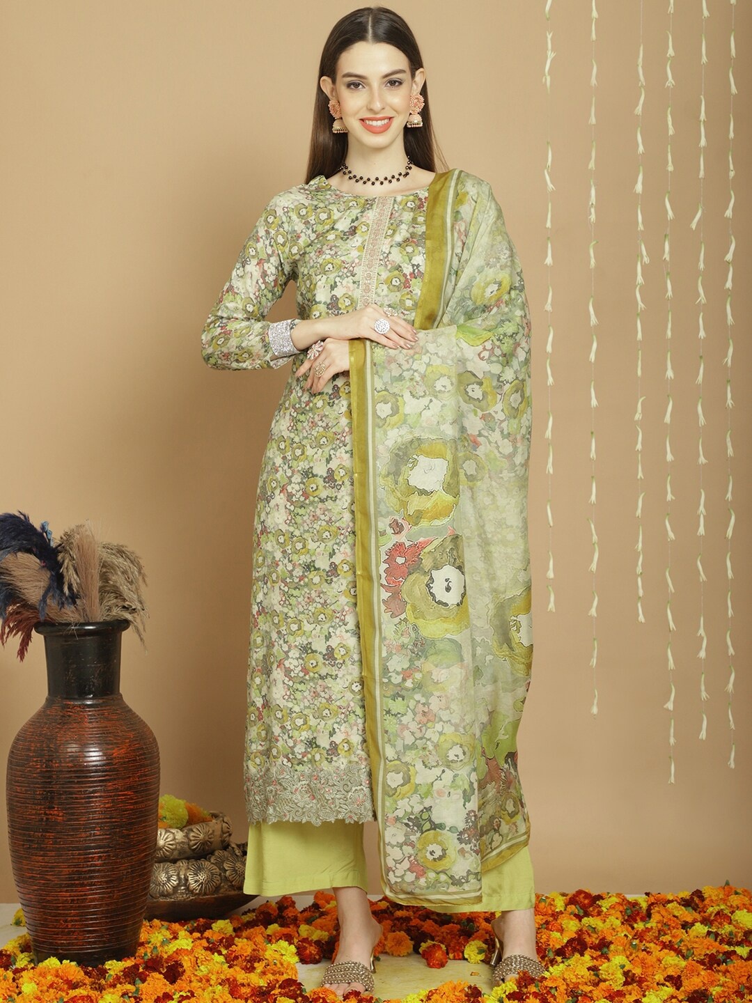 

Stylee LIFESTYLE Printed Pure Silk Unstitched Dress Material, Green