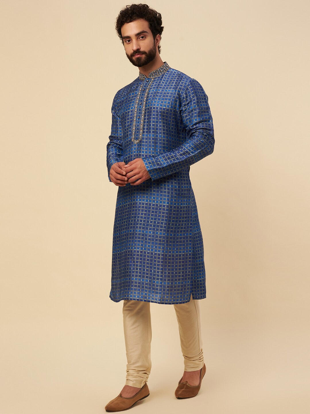 

Krishna Mehta Checked Mandarin Collar Zari Straight Kurta With Churidar, Navy blue