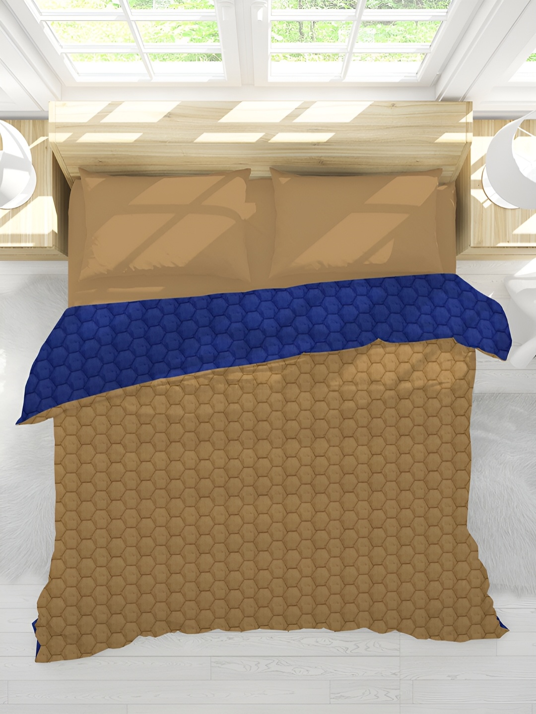 

Sassoon Navy Blue & Brown Geometric Mild Winter 150 GSM Double Bed Reversible Quilt